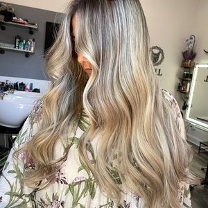 Meet your Posher, Dilek